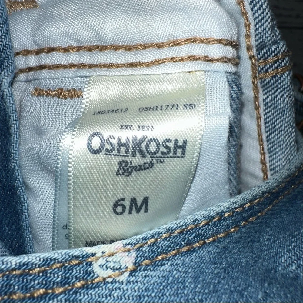 Oshkosh B'gosh Flower Print Overalls Size 6 Months